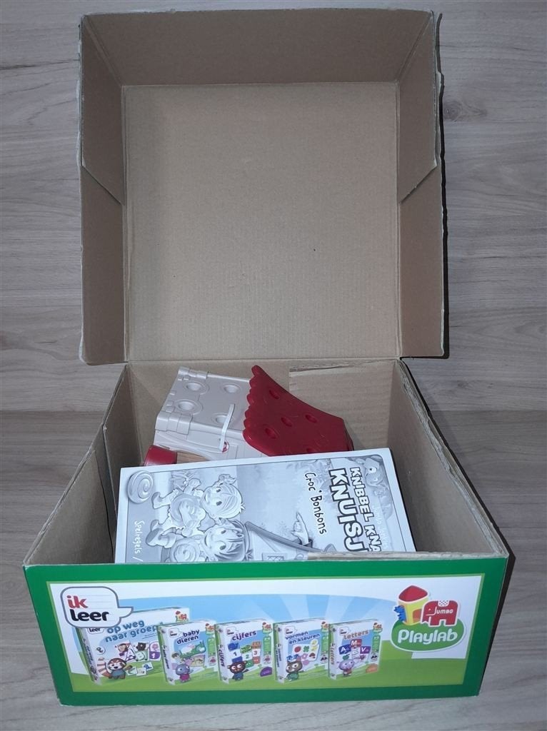 knibbel knabbel knuisje - s4891, Verzenden, Zo goed als nieuw