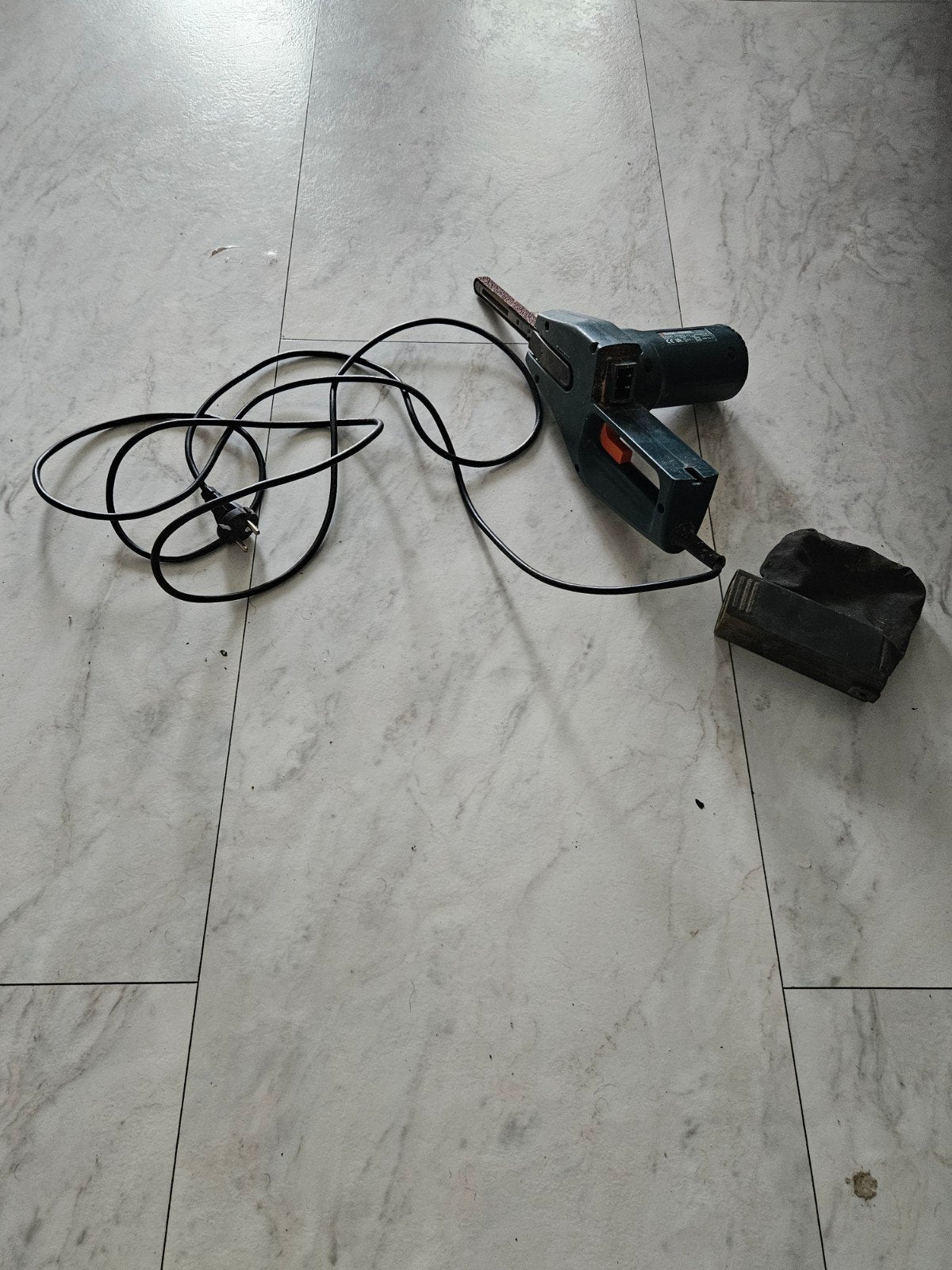 Black & Decker KA290 Bandschuurmachine 350W, Ophalen of Verzenden, Gebruikt, Minder dan 600 watt, Bandschuurmachine