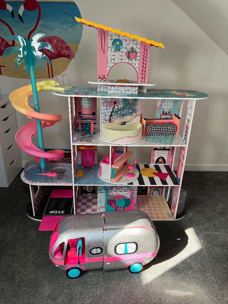 L.O.L. / LOL surprise huis + camper + poppen + accessories, Ophalen, Gebruikt, Overige typen