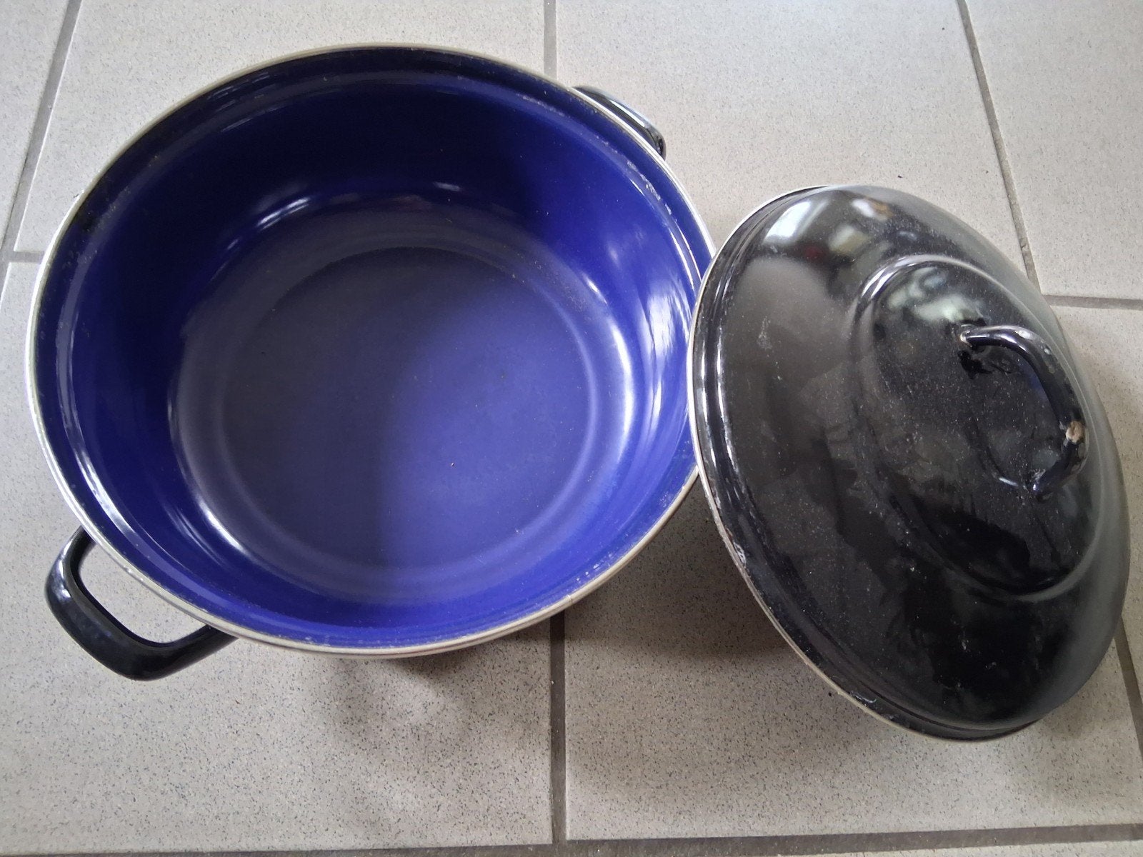 Decoratieve emaille pan - blauw met zwart deksel, Antiek en Kunst, Ophalen of Verzenden
