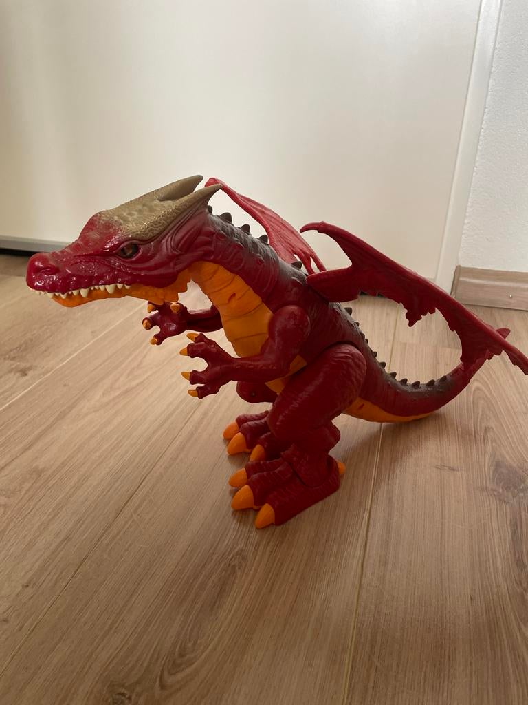 Rode draak speelgoed beweegt lopend met licht en geluid 50cm, Ophalen, Gebruikt, Jongen of Meisje