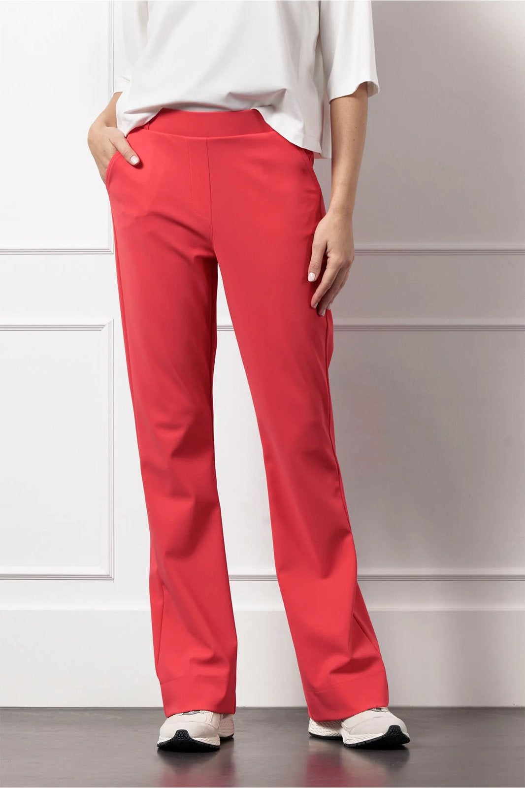 Studio Anneloes flared bonded broek coral red travelstof M, Kleding | Dames, Broeken en Pantalons, Maat 38/40 (M), Ophalen of Verzenden