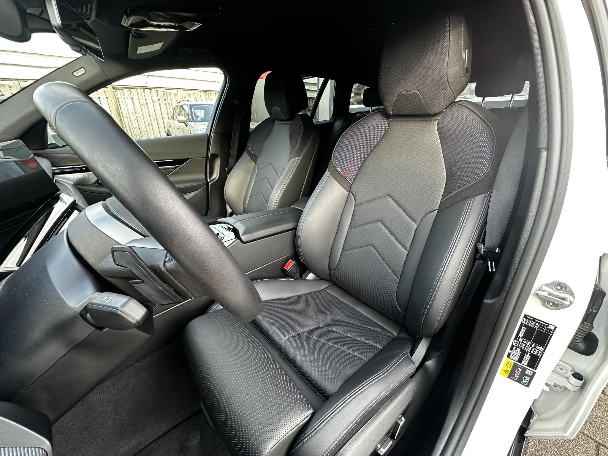 BMW 5-serie Touring 530e xDrive M-Sport, Auto's, Automaat, Gebruikt, 4 cilinders, 2000 kg