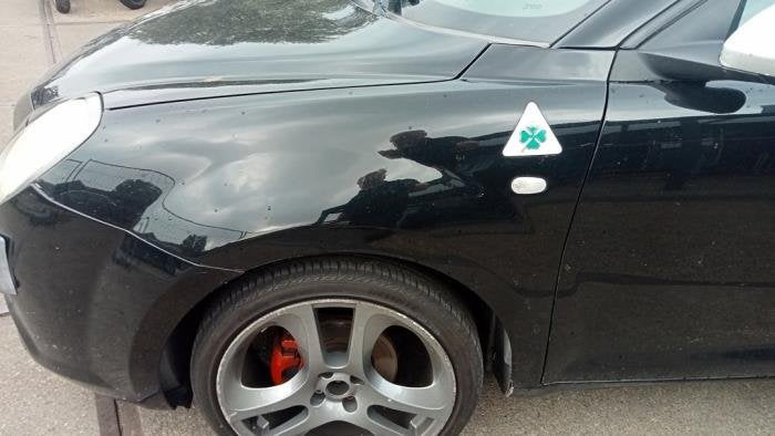 Scherm links-voor van een Alfa Romeo Mito (601), Gebruikt, -, -, Ophalen of Verzenden