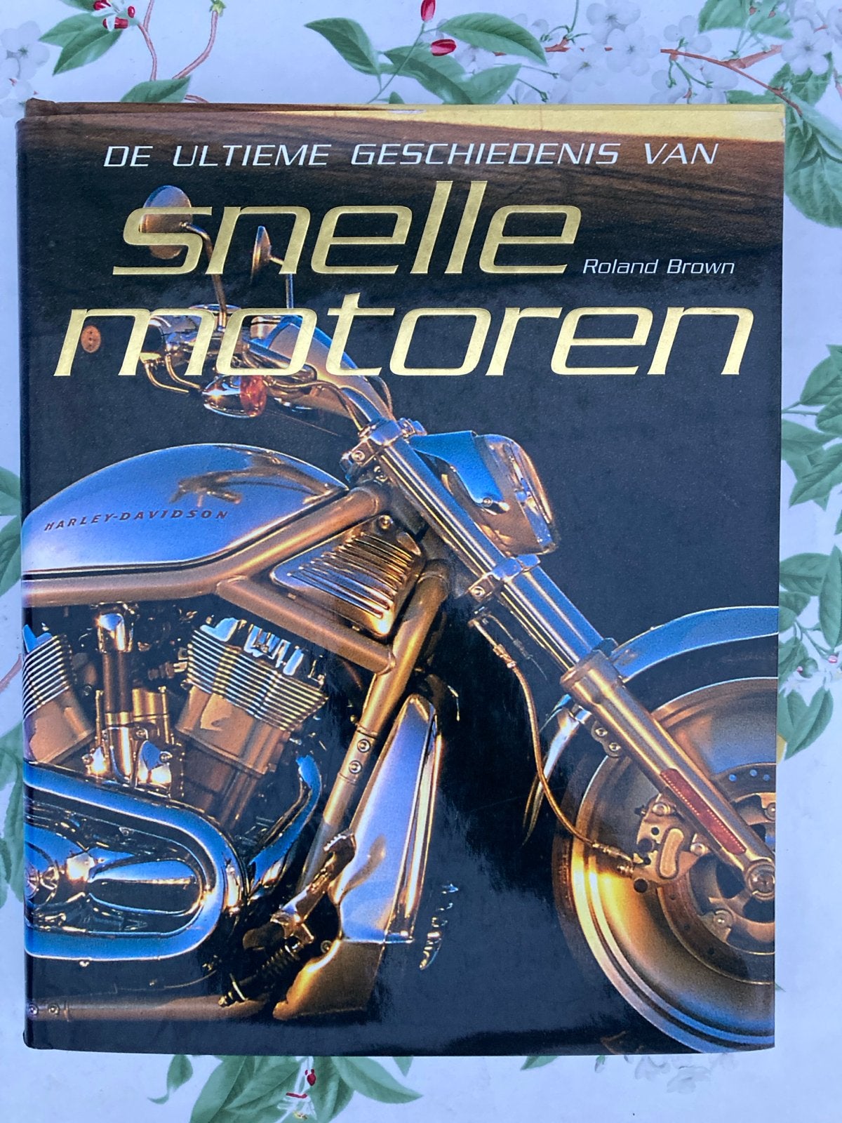 Bb De Ultieme Geschiedenis van Snelle Motoren - Roland Brown, Boeken, Ophalen of Verzenden, Zo goed als nieuw, Algemeen