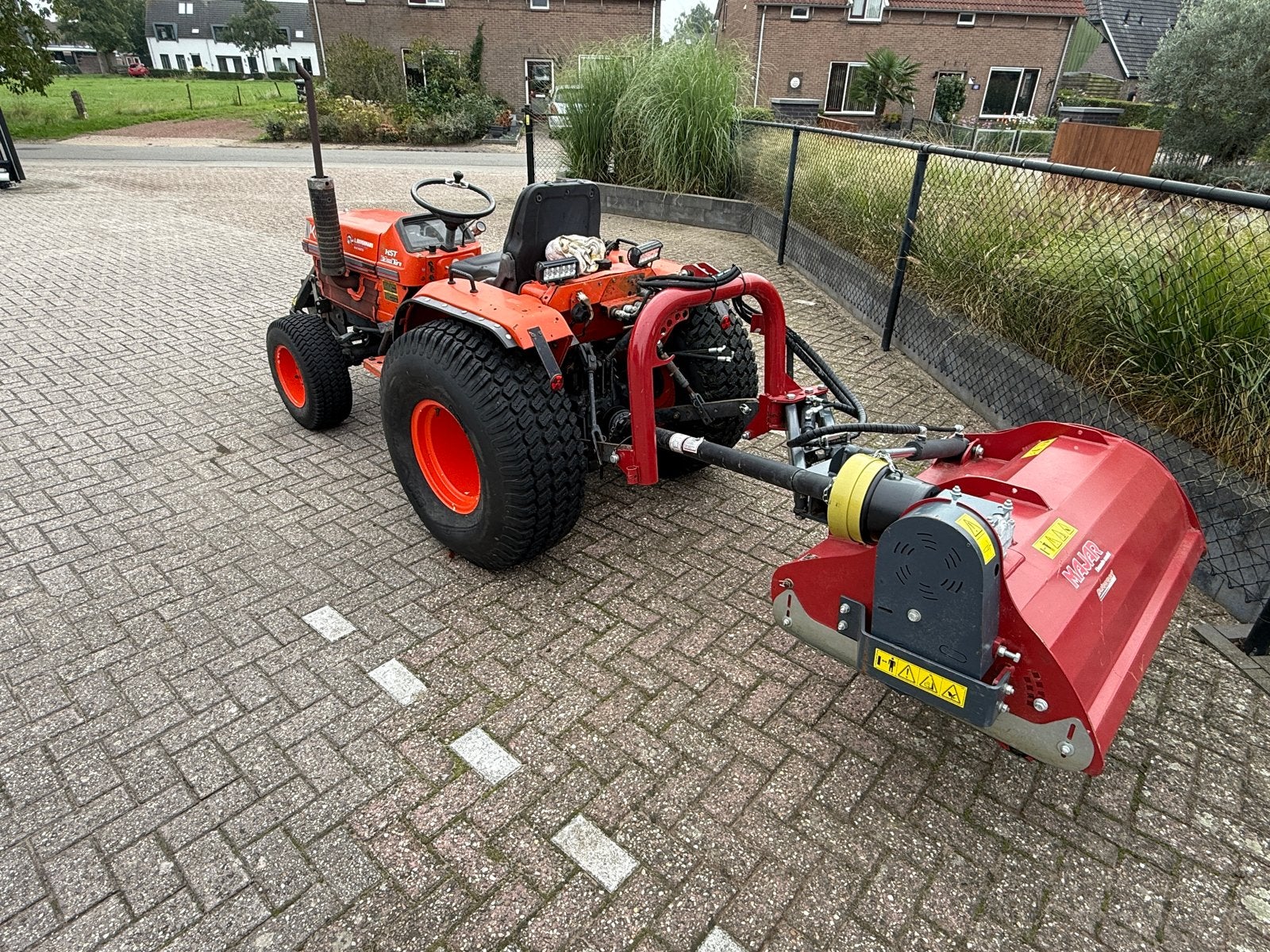 Kubota B2150 HST 1996 + Mayar klepelmaaier 115 cm, Gebruikt, 2500 tot 5000, Tot 80 Pk, Ophalen
