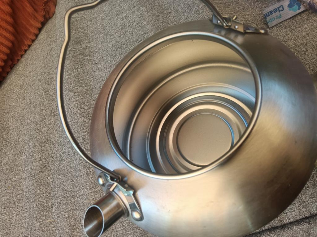 Nieuwe fluitketel voor de camping,  Bij Decathlon gekocht, Ophalen