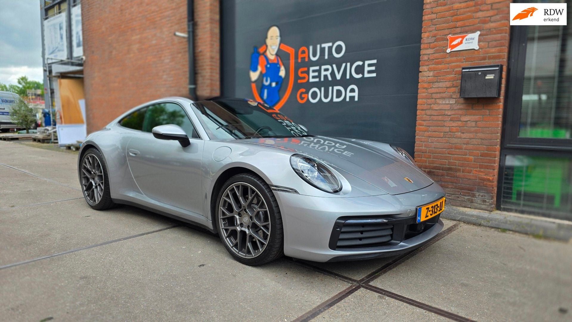 Porsche 911 3.0 Carrera 4 S l Glasdak l BTW l GT stuur, Dealer onderhouden, Gebruikt, 4 stoelen, Vierwielaandrijving