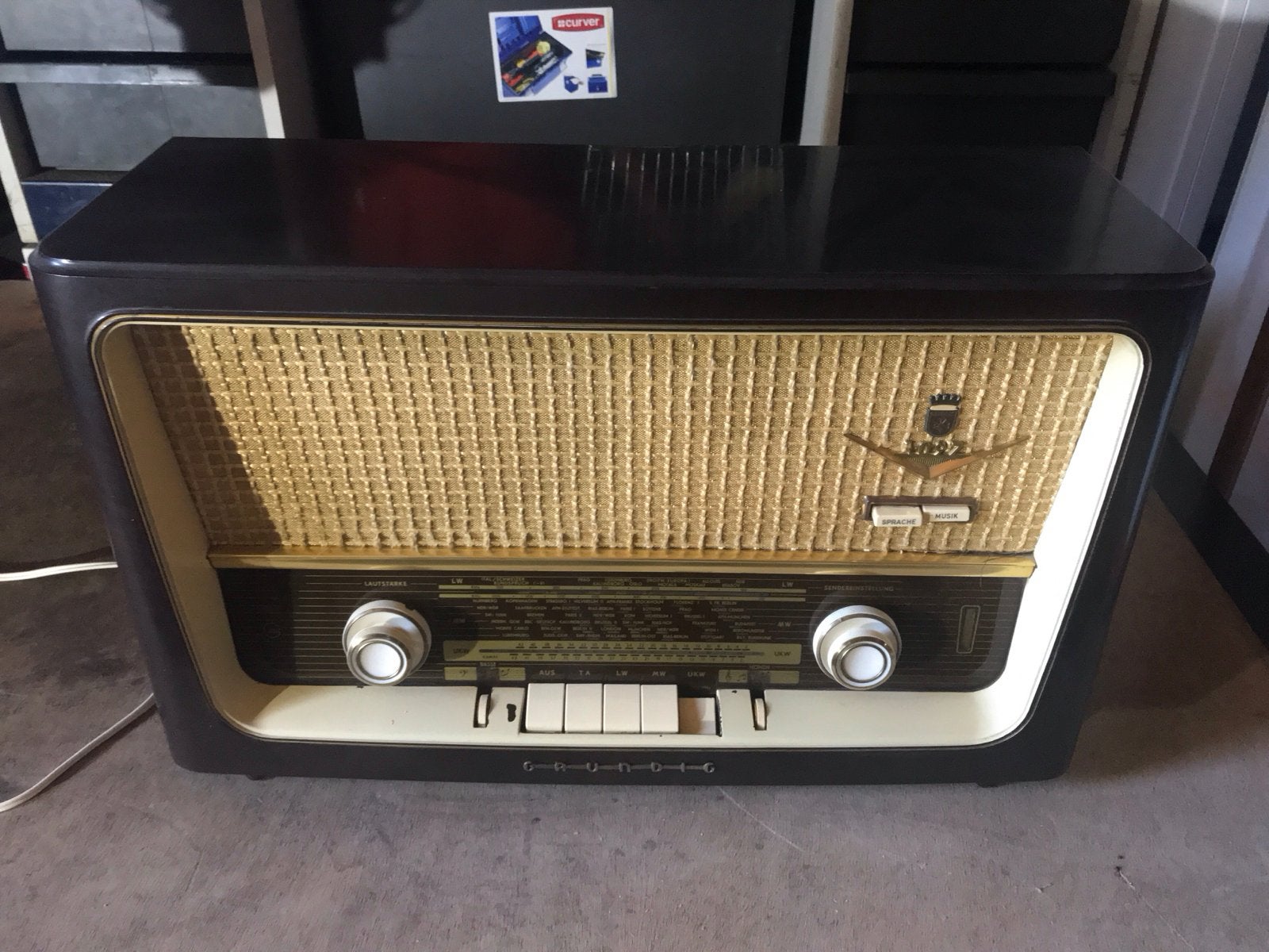 Vintage Grundig Radio Type 1097 - Klassieke Buizenradio, Ophalen
