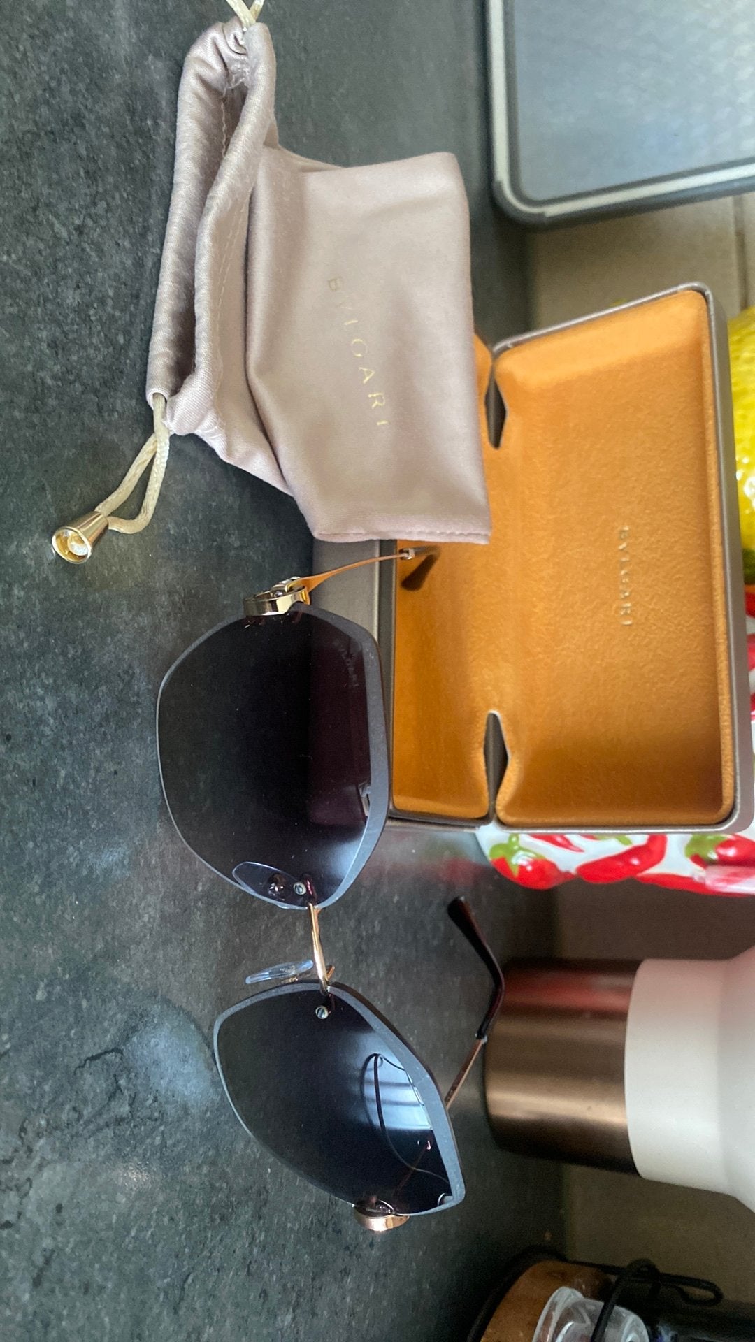 Bvlgari zonnebril dames., Ophalen of Verzenden, Zo goed als nieuw, Overige merken