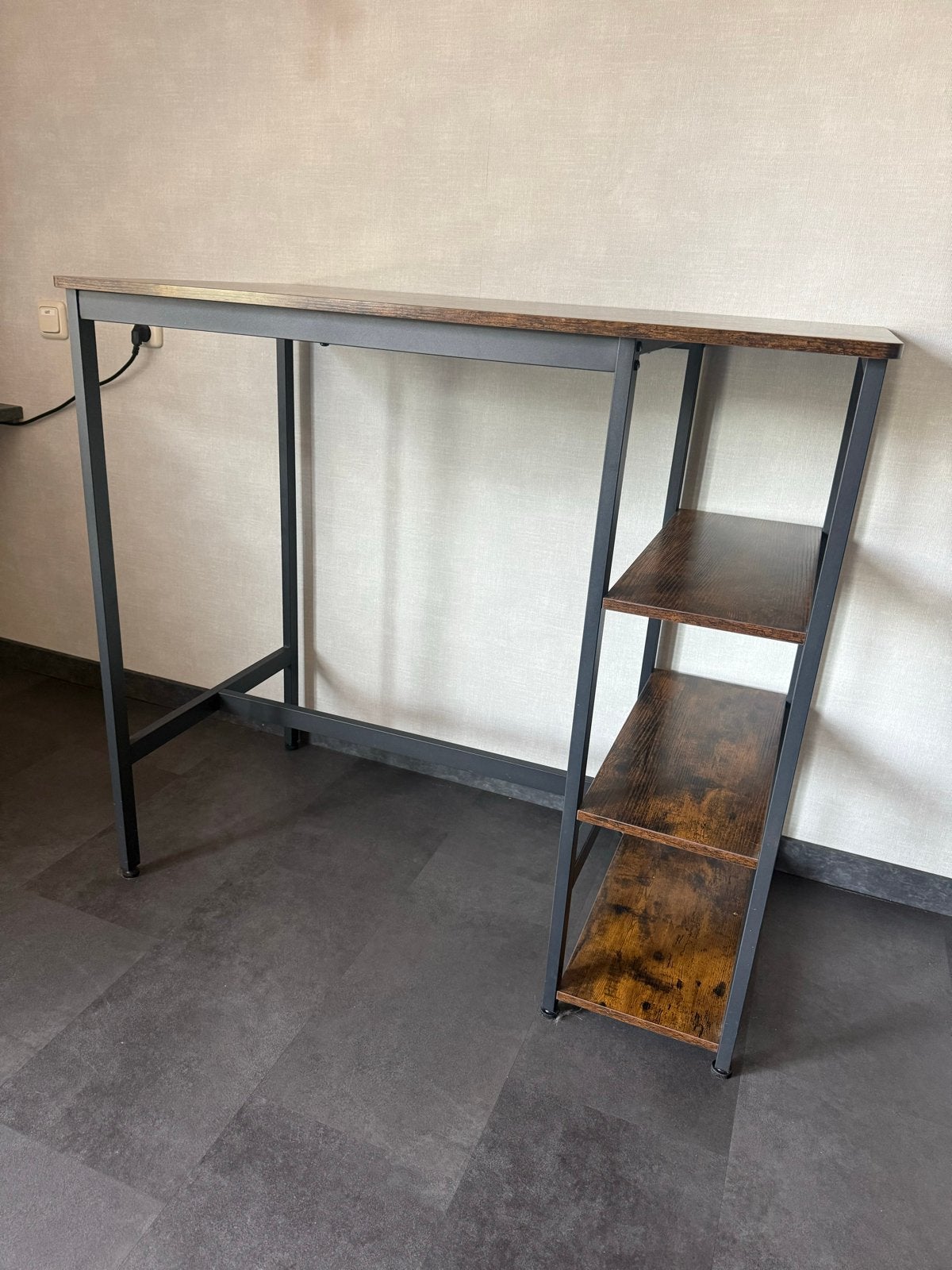 Hoge tafel met planken - Industrieel design, Ophalen, 100 tot 150 cm, Tot twee personen, 50 tot 100 cm