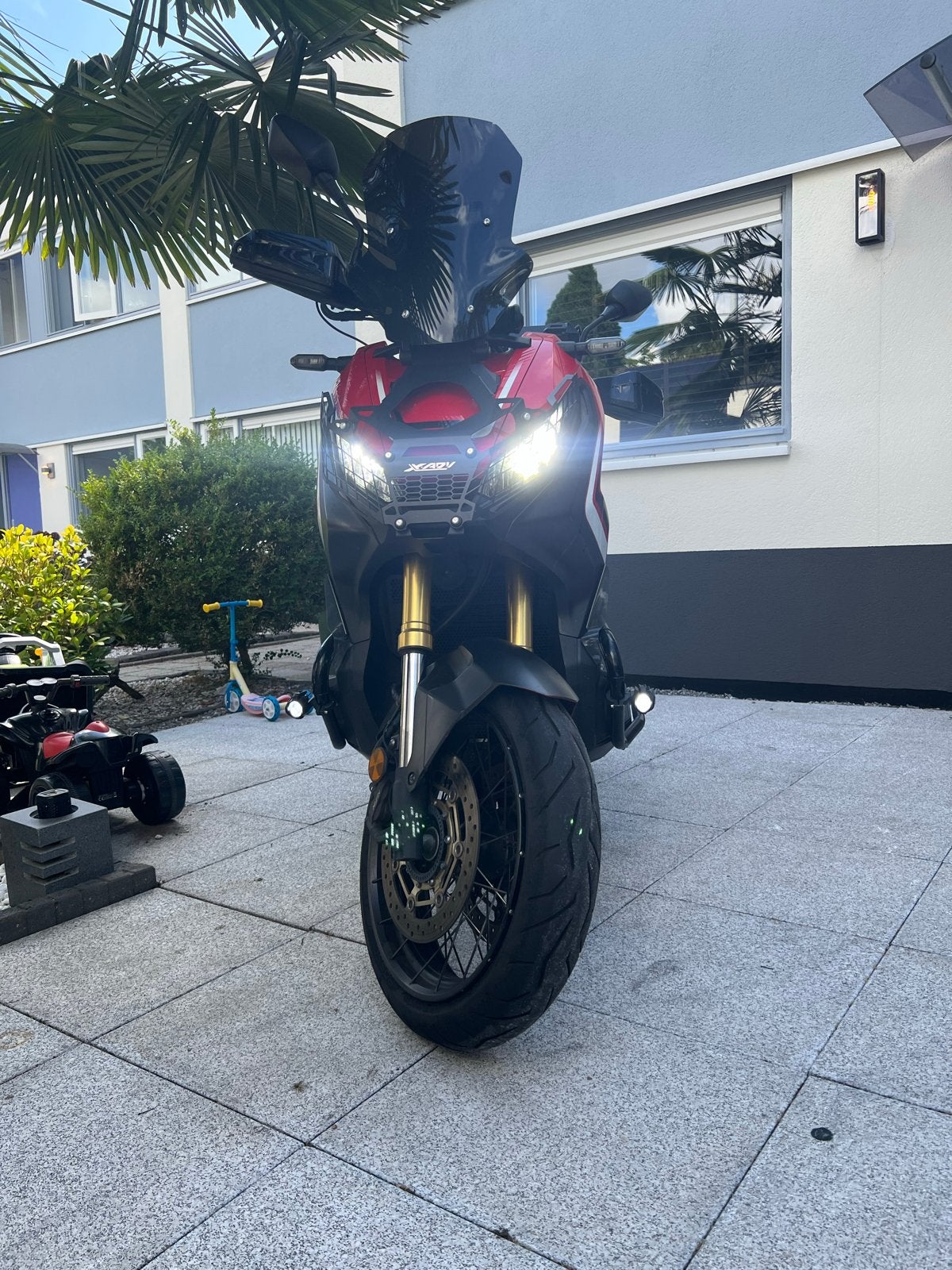 Honda X-ADV 750 -, Particulier, Meer dan 35 kW, Minimaal motorrijbewijs A2, Automaat