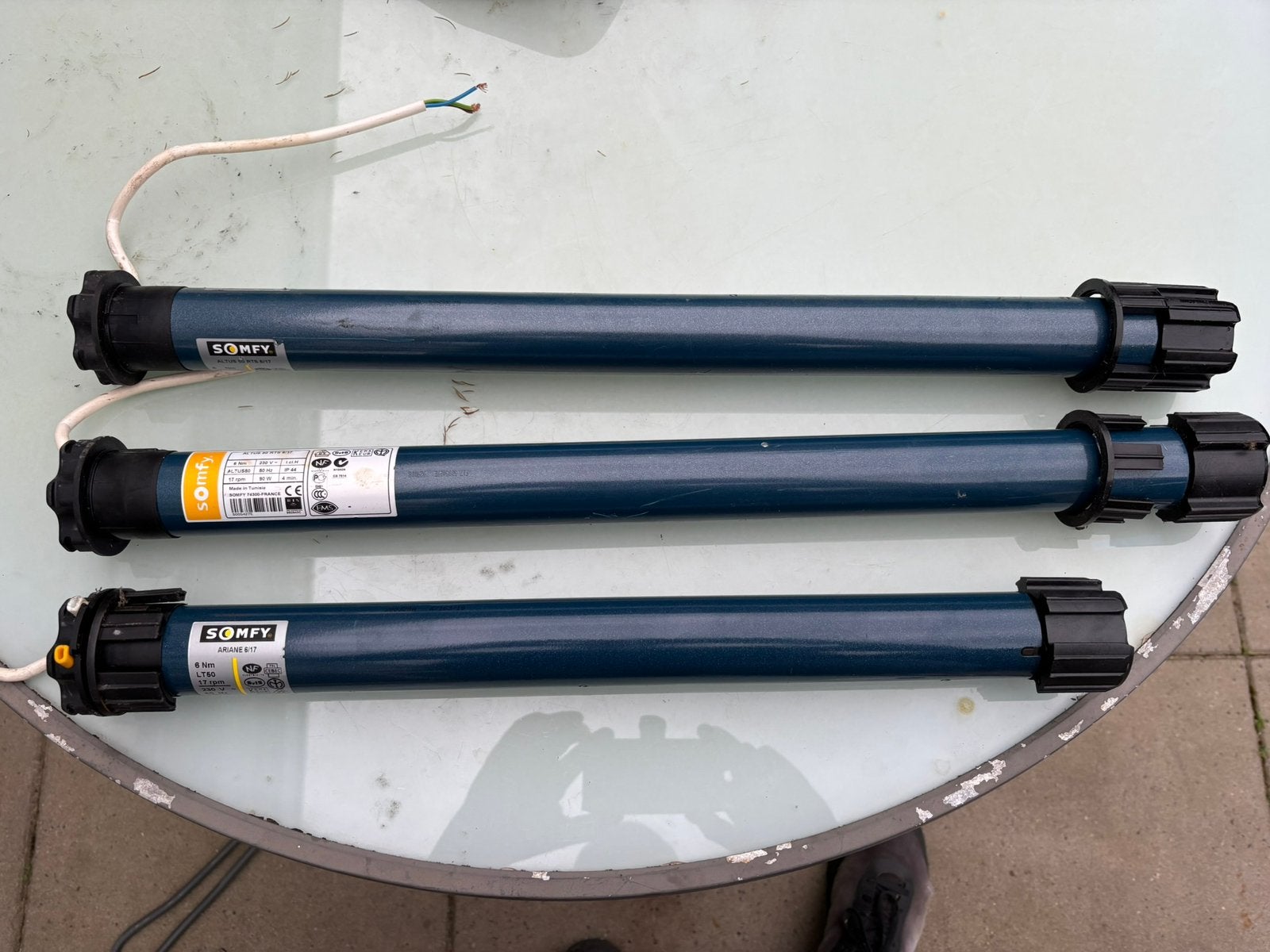 3x Somfy motor voor zonwering / rolluiken, Doe-het-zelf en Verbouw, Ophalen, Zo goed als nieuw, Wit, Minder dan 100 cm