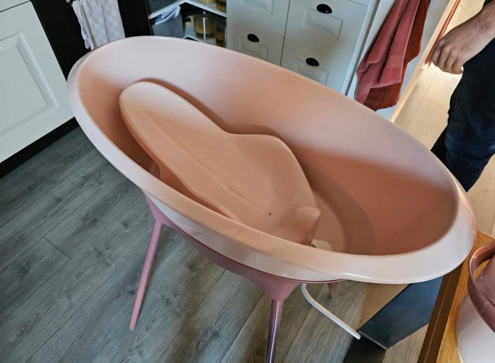 Luma Babybadje met standaard, badinzet en afvoerslang, Kinderen en Baby's, Badjes en Verzorging, Overige merken, Ophalen of Verzenden