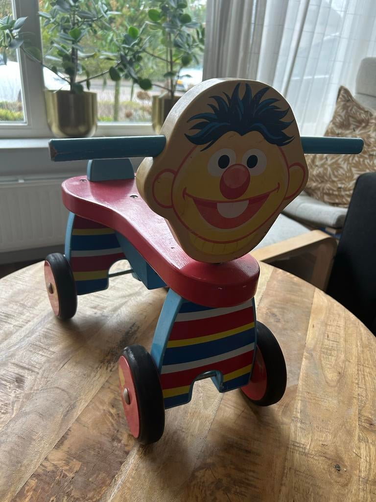 Loopfietsje Sesamstraat Ernie - Houten Loopvoertuig, Ophalen of Verzenden, Gebruikt, Loopfiets