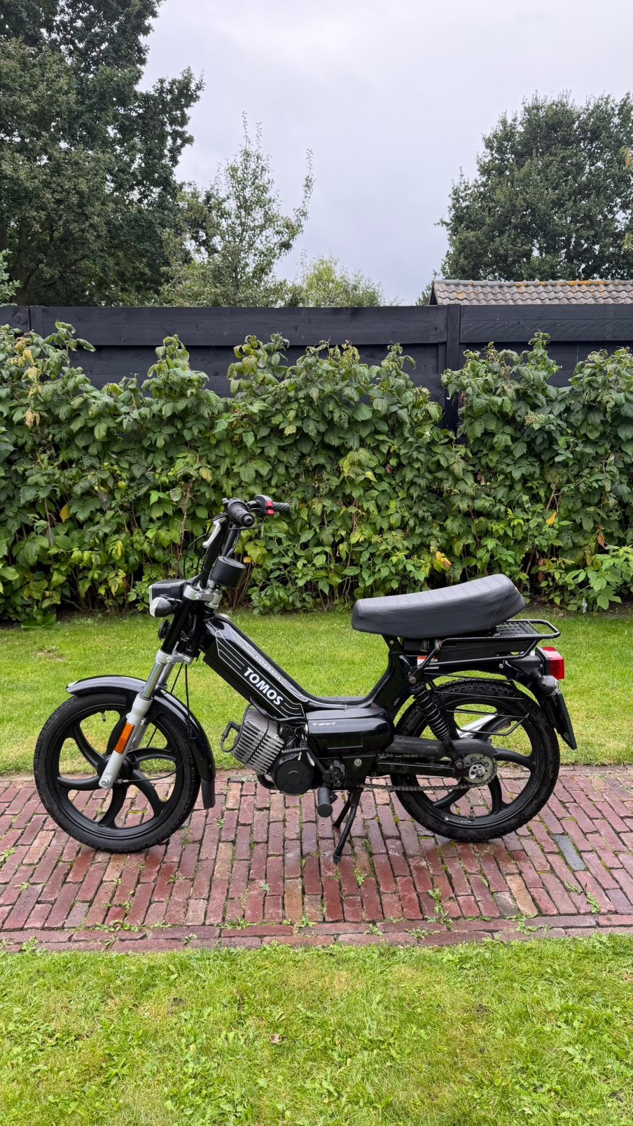 Tomos luxe a55 50cc 2017 blauw kenteken LEES BESCHRIJVING, Fietsen en Brommers, Ophalen, Overige modellen, Zo goed als nieuw, 1 versnellingen