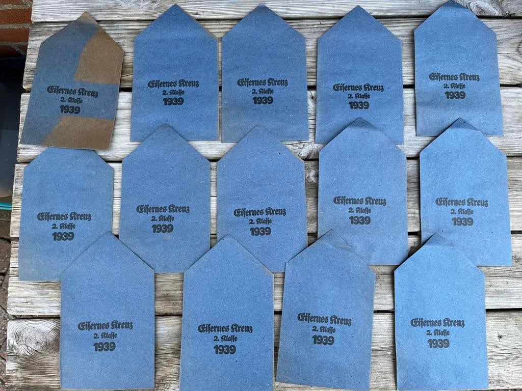 Zakjes voor IJzeren Kruis 2. Klasse, Verzamelen, Ophalen of Verzenden, Duitsland, Lintje, Medaille of Wings