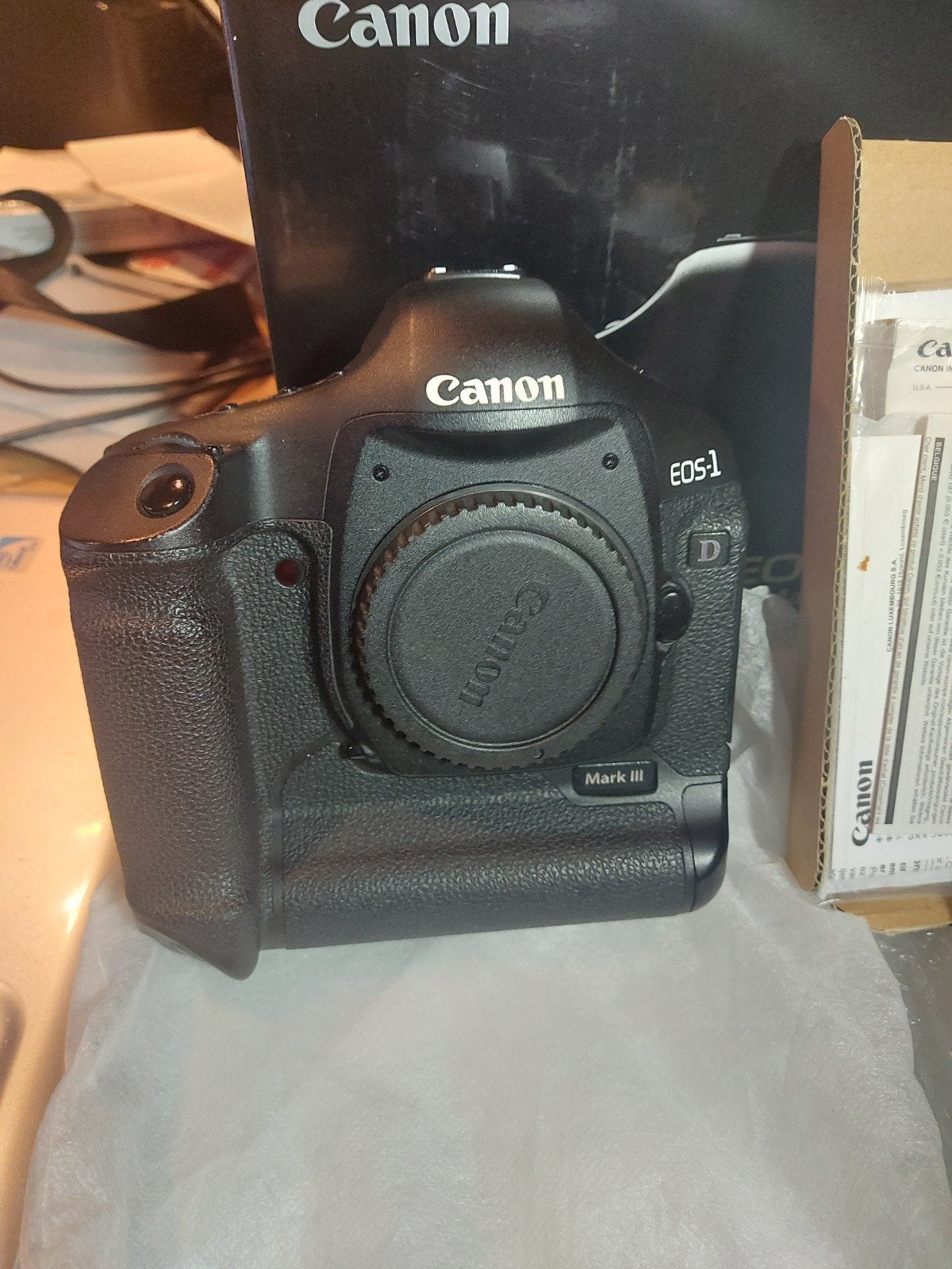 Canon EOS-1D Mark III Professionele Spiegelreflexcamera body, Spiegelreflex, Canon, Ophalen of Verzenden, Zo goed als nieuw