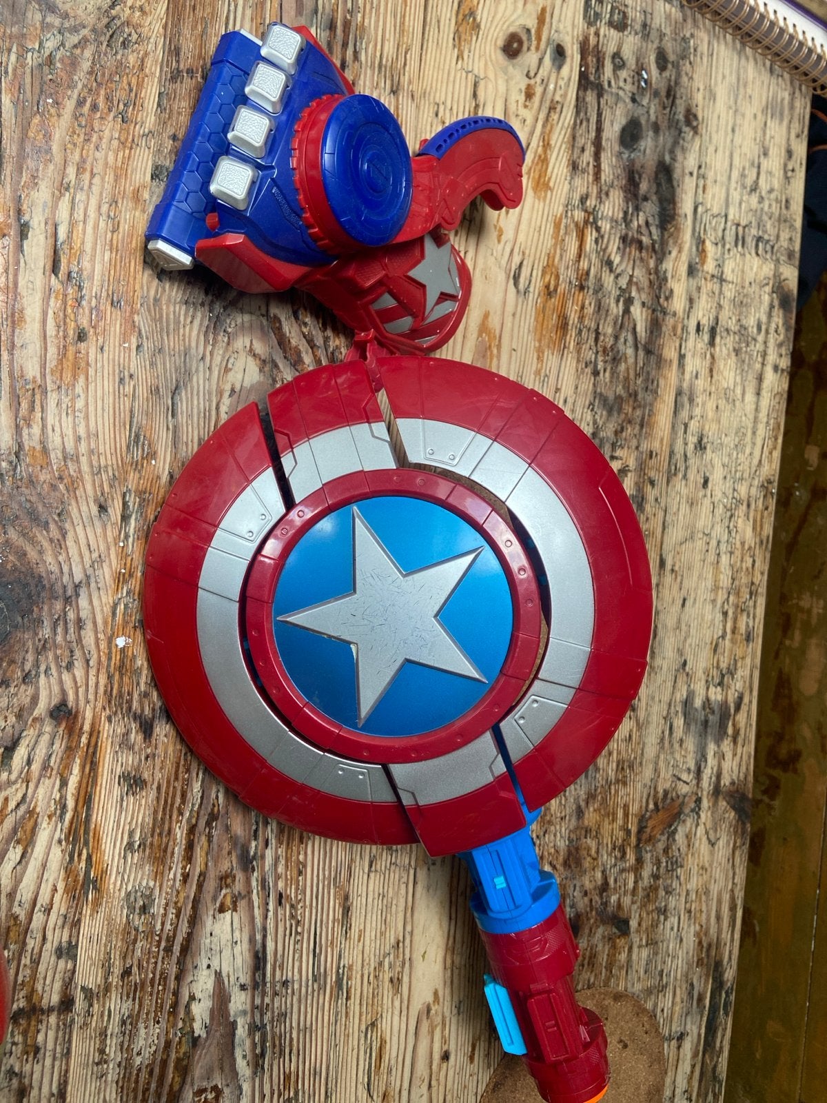 Captain America Nerf Set - Schild en Blaster, Ophalen, Gebruikt, Jongen