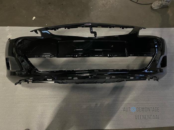 Voorbumper van een Opel Astra (ZCE), -, -, Opel, Nieuw
