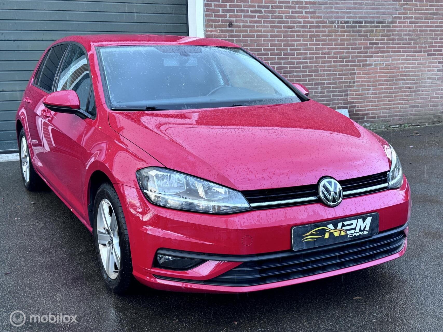 Volkswagen Golf 1.0 TSI Trendline, Auto's, Gebruikt, 620 kg, Origineel Nederlands, Bedrijf