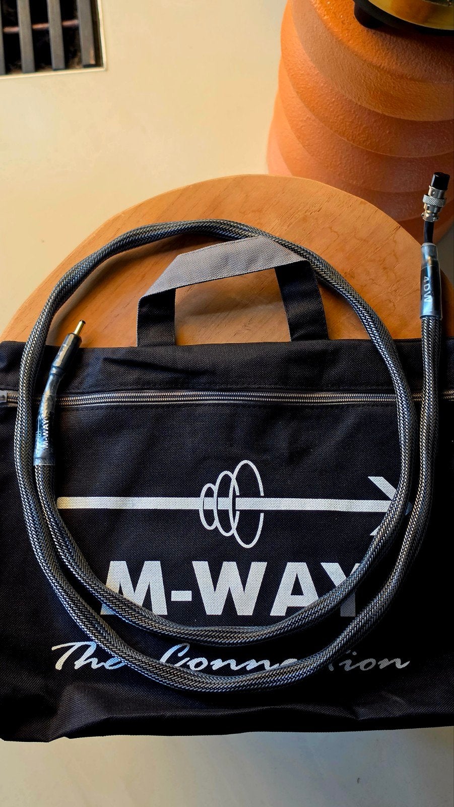 Audiomaat M-way 4DW DC-kabel, Audio, Tv en Foto, Audiokabels en Televisiekabels, Ophalen of Verzenden, Zo goed als nieuw, Minder dan 2 meter
