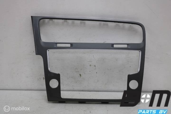 Afdekking van radio / navigatie VW Golf 7 5G1819743A