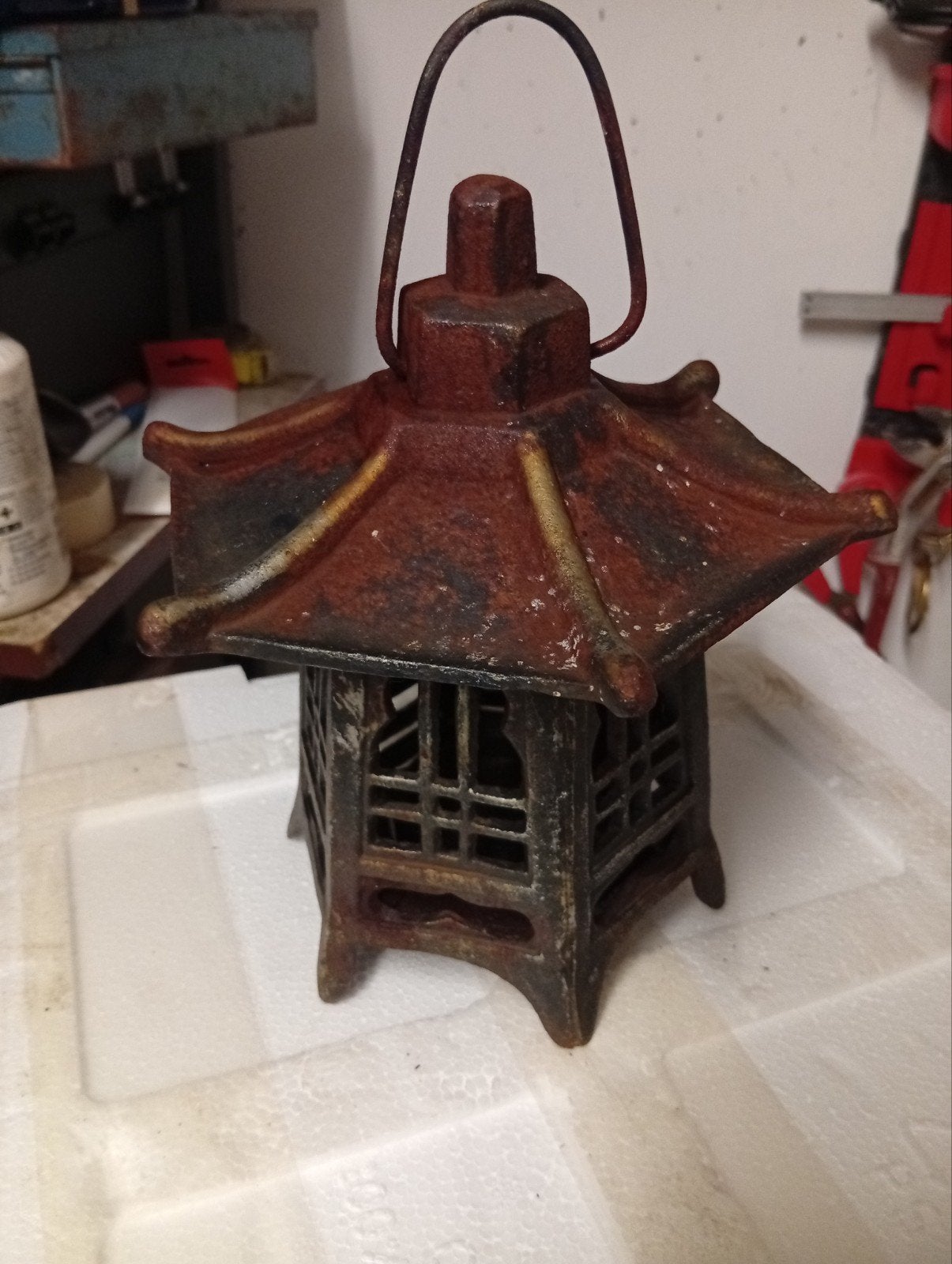 Antieke Japanse gietijzeren lantaarn - Pagode stijl, Ophalen of Verzenden