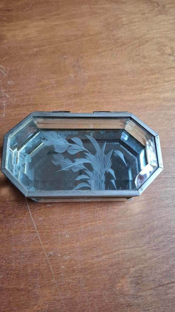 vintage glazen geëtst sieradendoosje juwelendoosje, Antiek en Kunst, Ophalen of Verzenden