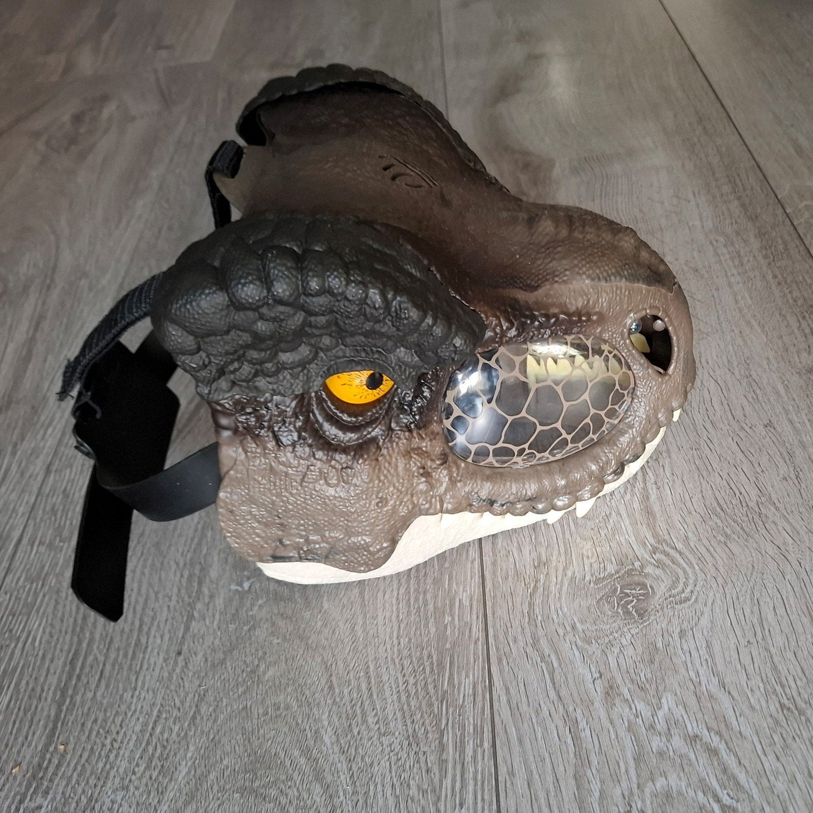 Dinosaurus masker met bewegende kaak en geluid, Ophalen of Verzenden, Zo goed als nieuw, Overige maten, Accessoires