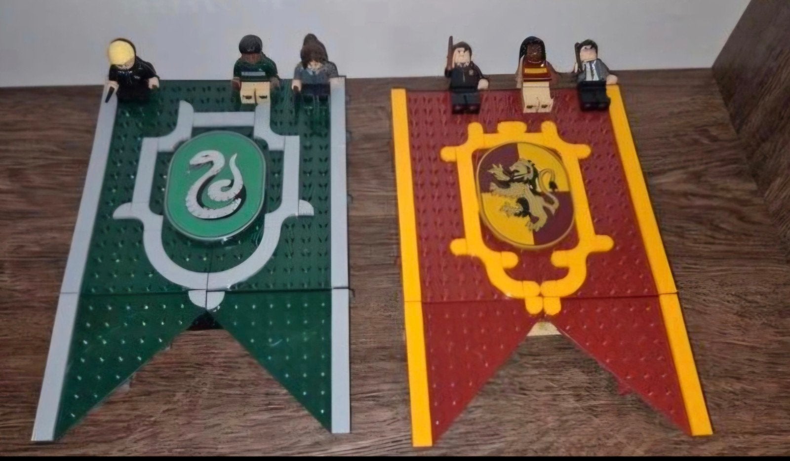 Lego Harry Potter Zwerkbal Banners Slytherin & Gryffindor, Ophalen of Verzenden, Zo goed als nieuw