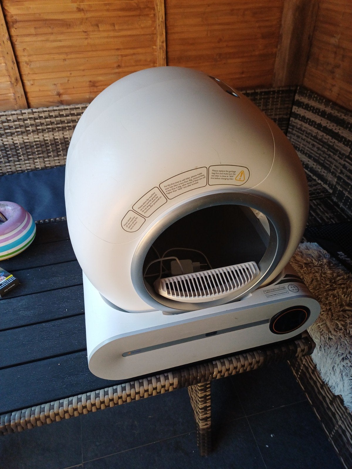 automatiese kattenbak, Ophalen