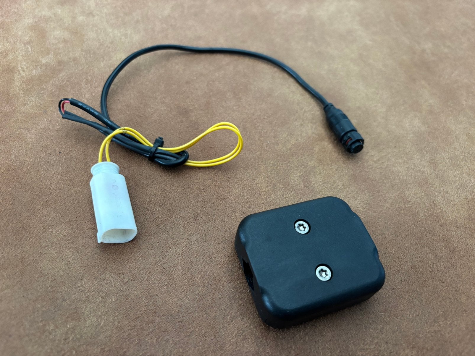 BMW TomTom Rider aansluitkabel incl houder, Motoren, Ophalen of Verzenden