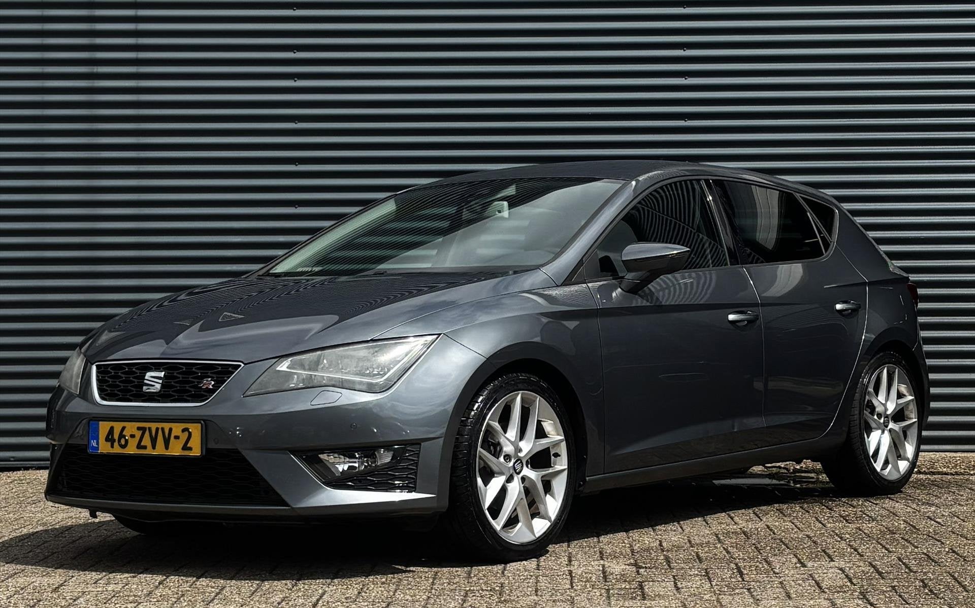 Seat Leon 1.4 TSI 140PK FR, Gebruikt, Zwart, 4 cilinders, Leon