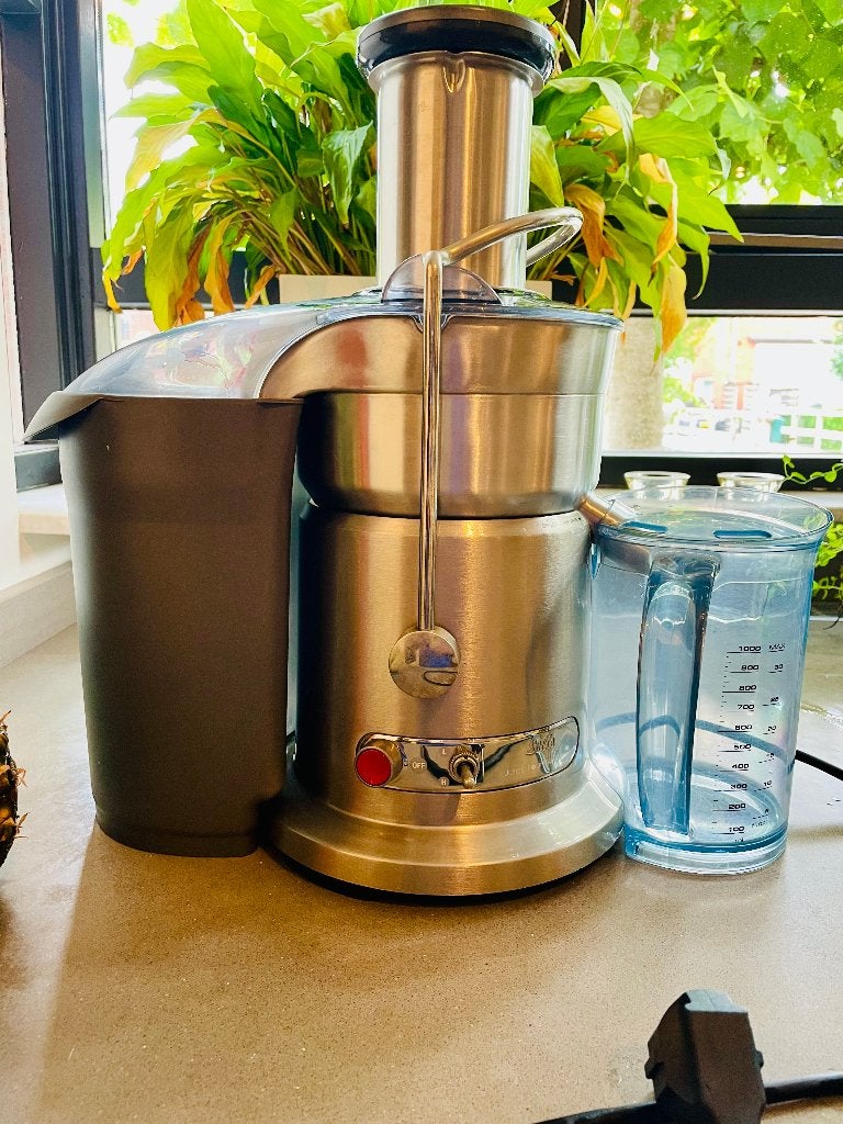 Krachtige RVS sapcentrifuge Solis Juice Fountain Pro 843, Witgoed en Apparatuur, Juicers, Ophalen, Zo goed als nieuw, Elektrisch