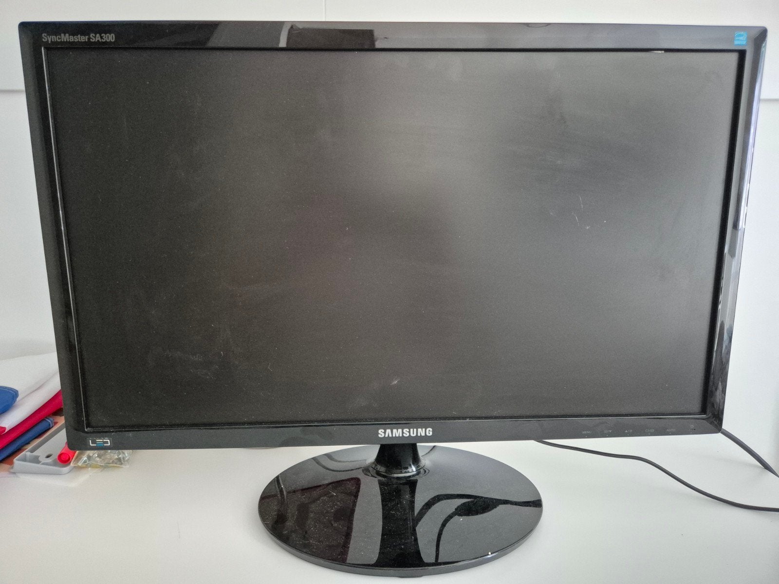 Samsung SyncMaster SA300 Monitor - 23 inch, Ophalen, Gebruikt, Kantelbaar, Full HD