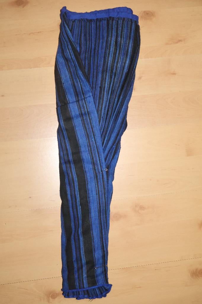 Handgeweven wollen bovenrok; Staphorster klederdracht, Antiek en Kunst, Antiek | Kleding en Accessoires, Ophalen of Verzenden
