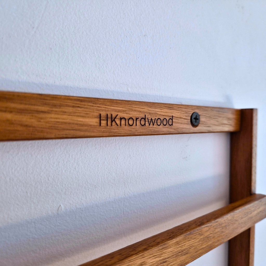 Foto 3 van LP houder - Vinyl wandlijst hardhout - handgemaakt lphouder