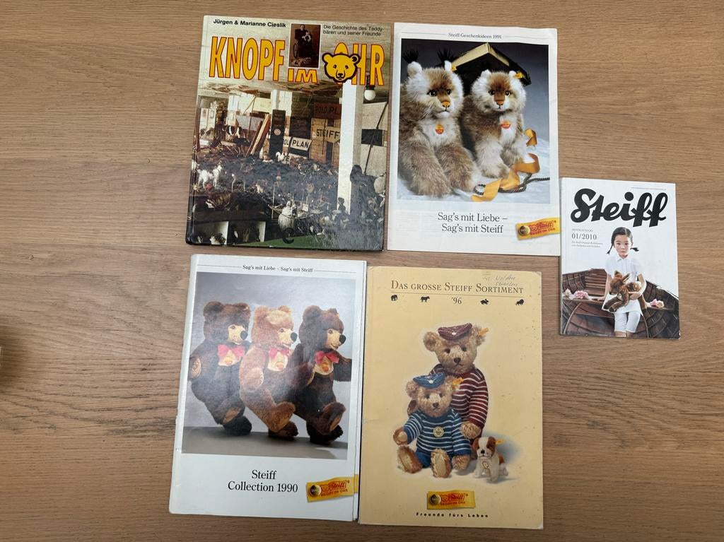 Steiff boekjes en catalogussen, Ophalen of Verzenden, Gelezen, Catalogus