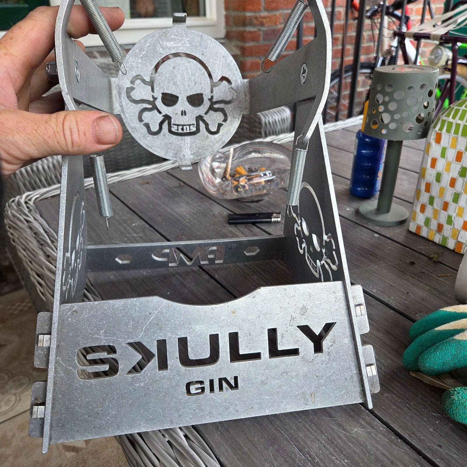 Skull Gin houder / decoratie bv motorclub of bar cafe, Ophalen of Verzenden, Gebruikt