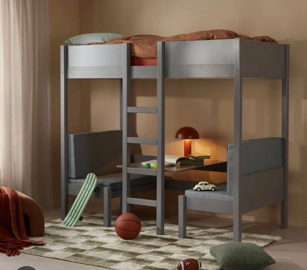 Stevige hoogslaper met zitje (90x200cm) - grijs, Kinderen en Baby's, Kinderkamer | Stapelbedden en Hoogslapers, Ophalen, Gebruikt