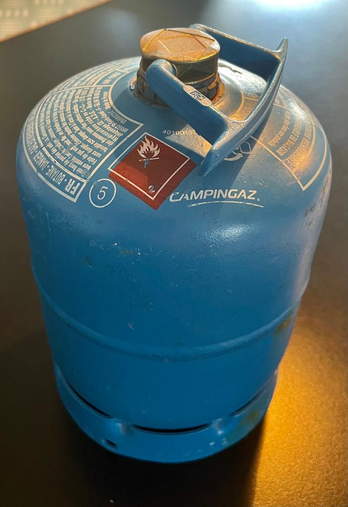 Campingaz / Campinggas fles 901 met nog een beetje gas, Ophalen of Verzenden, Zo goed als nieuw