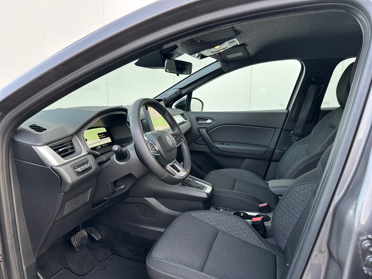 Renault Symbioz 1.6 E-Tech full hybrid 145 evolution CAMERA, Auto's, Stof, Gebruikt, 750 kg, Parkeersensor