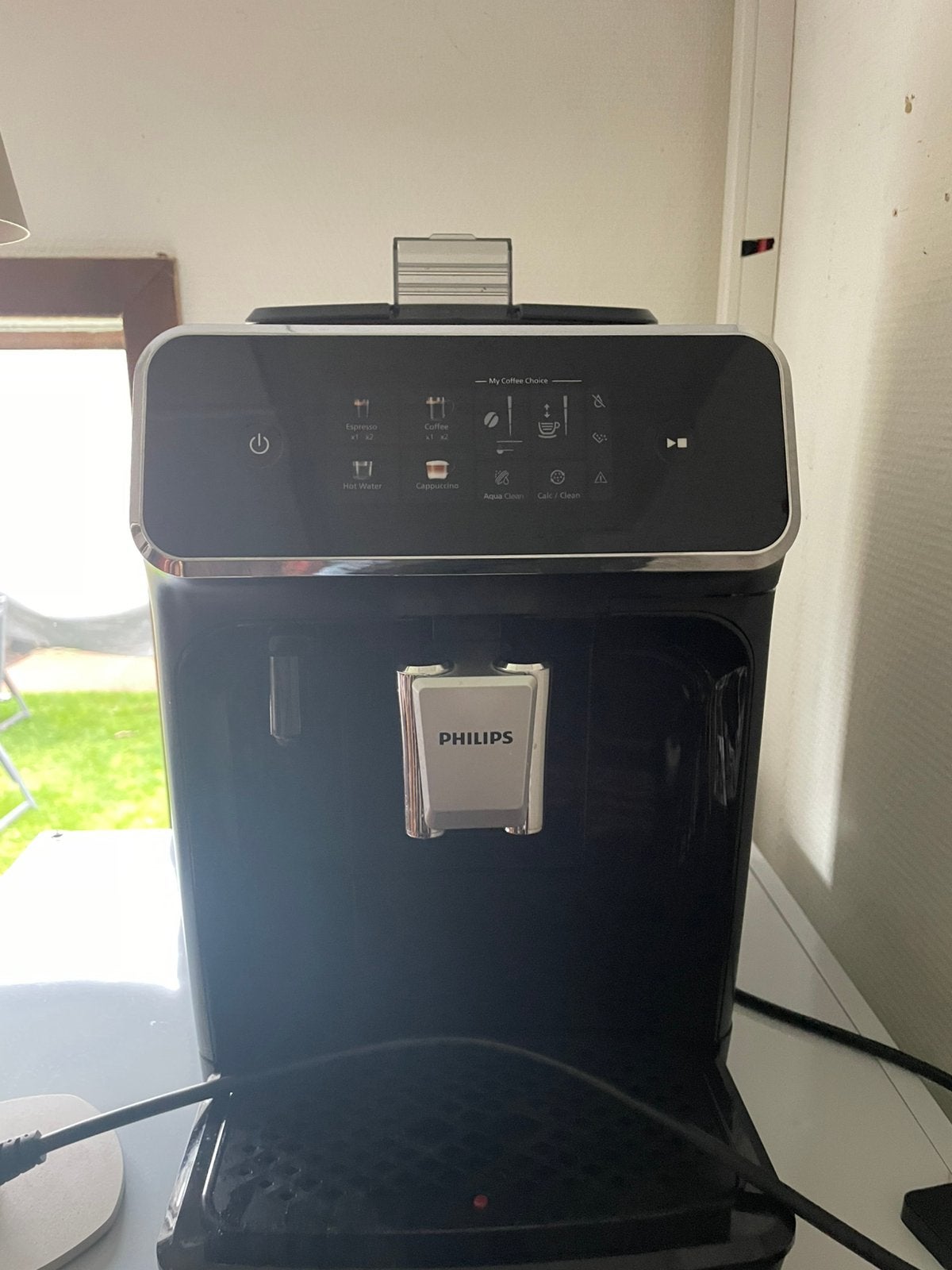 Philips 3200 Series LatteGo, Witgoed en Apparatuur, Afneembaar waterreservoir, Gebruikt, Koffiemachine, 2 tot 4 kopjes