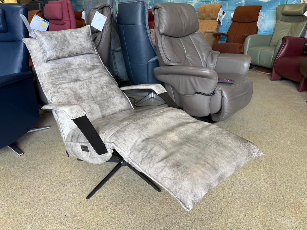 Chill line relax stoel nieuwstaat elektrisch, Ophalen of Verzenden, Zo goed als nieuw, Leer, Gratis bezorging regio Utrecht met garantie