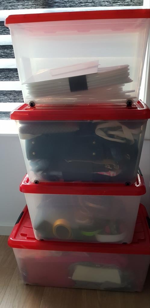 4 plastic opbergboxen rood deksel boxen verhuisdozen dozen, Ophalen, Gebruikt, Doos