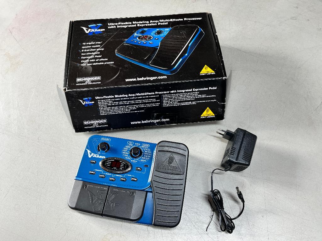 Behringer V-Amp X, gitaar multi effect FX, Muziek en Instrumenten, Effecten, Ophalen of Verzenden, Gebruikt, Delay of Echo