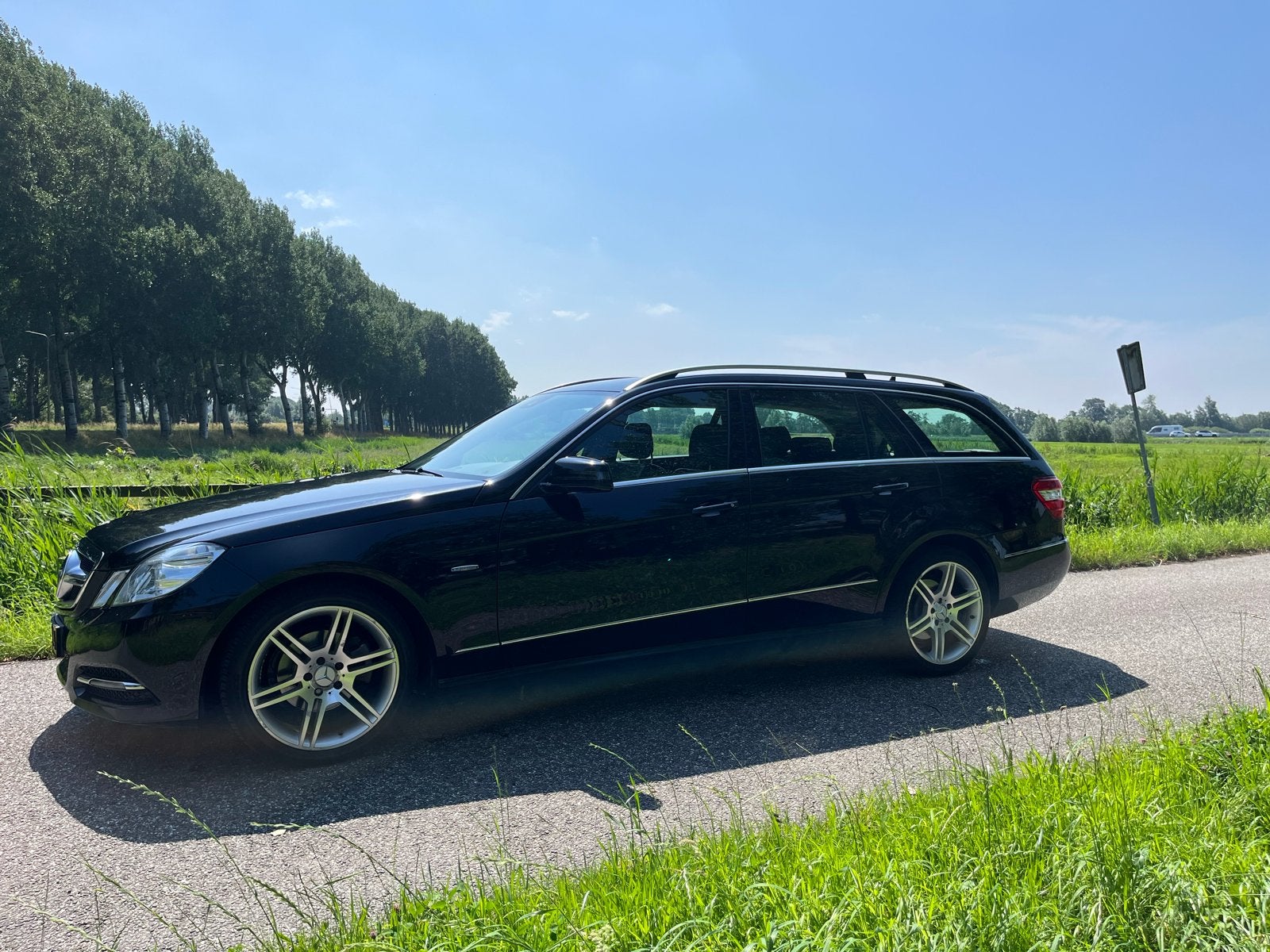 Mercedes-Benz E-Klasse E200 CGI BE Estate Aut7 2012 Zwart, Auto's, Mercedes-Benz, Achterwielaandrijving, 4 cilinders, 1796 cc