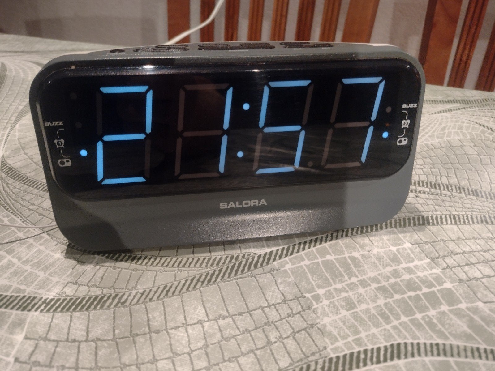 solara cr 616 wekker radio met grote Witte cijfers, Ophalen of Verzenden