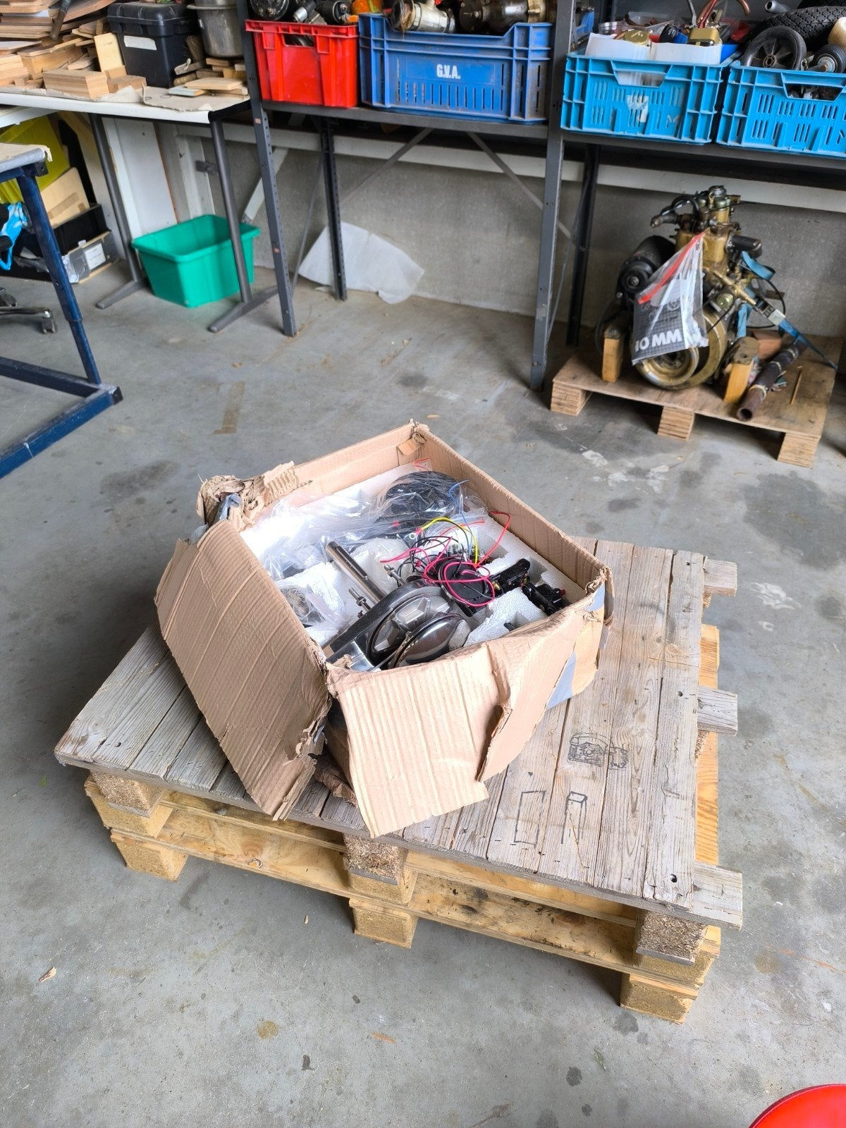 Ankerlier 12V 800W met afstandsbediening, Ophalen, Nieuw, Motor en Techniek